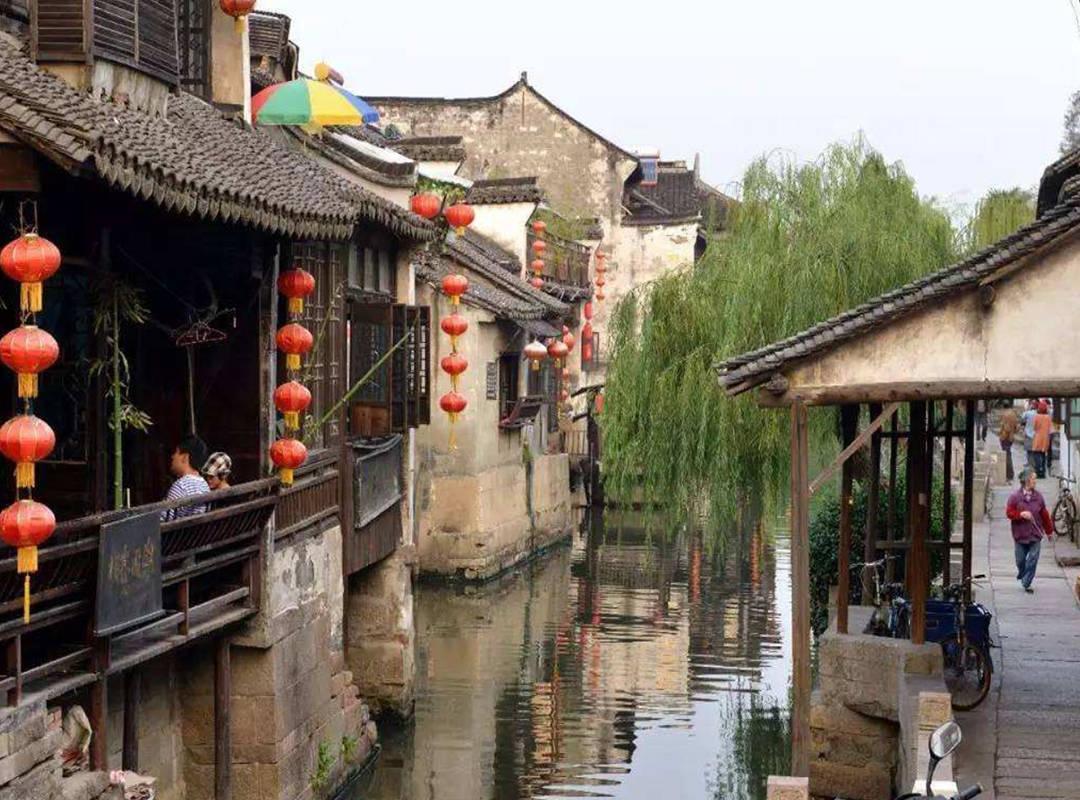 不用做饭,不用洗衣,夜晚真是太好了
